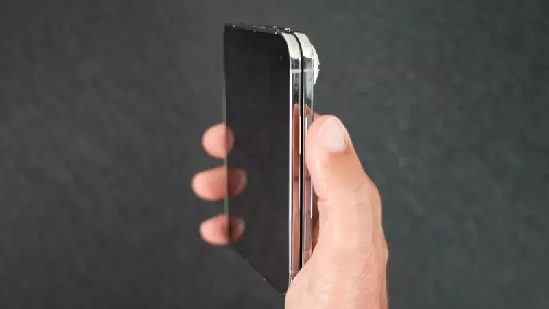 Unlock iPhone Duo With Apple Watch Instead of Touch ID