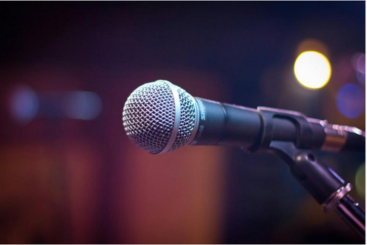 How to Speak Memorably at Work: 4 Smart Tips