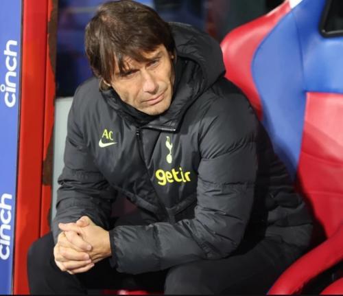 Spurs Boss Conte To Have Surgery To Remove Gallbladder