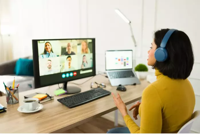 5 Networking Tactics Remote Workers Need In The AI Era