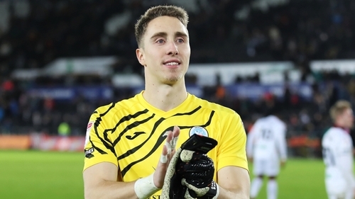 Fulham Sign Swansea Keeper Benda