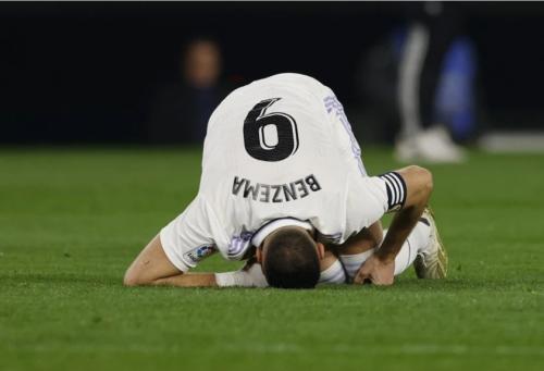 Real Madrid Striker Benzema Doubt To Face Espanyol