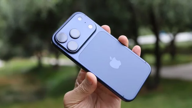 iPhone 18 Pro Video Leak Gives Us a Look at the Phone's Potential Design and Colors