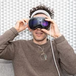 Apple Lays Off 200+ in Vision Pro and Siri Teams