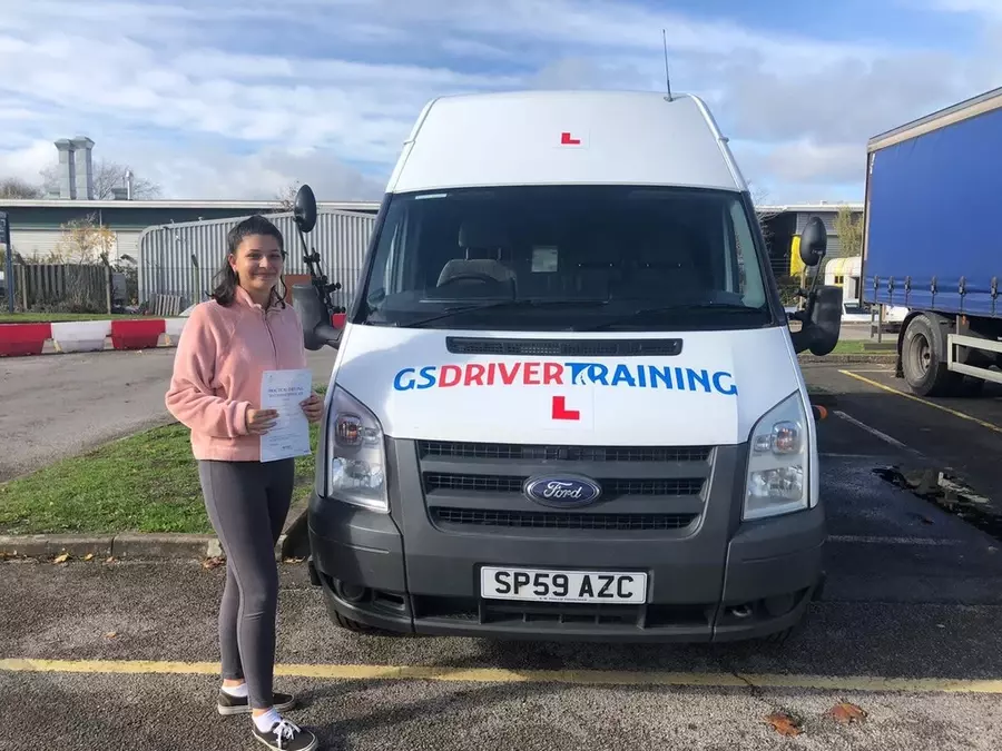 Who Needs a C1+E Licence in the UK?