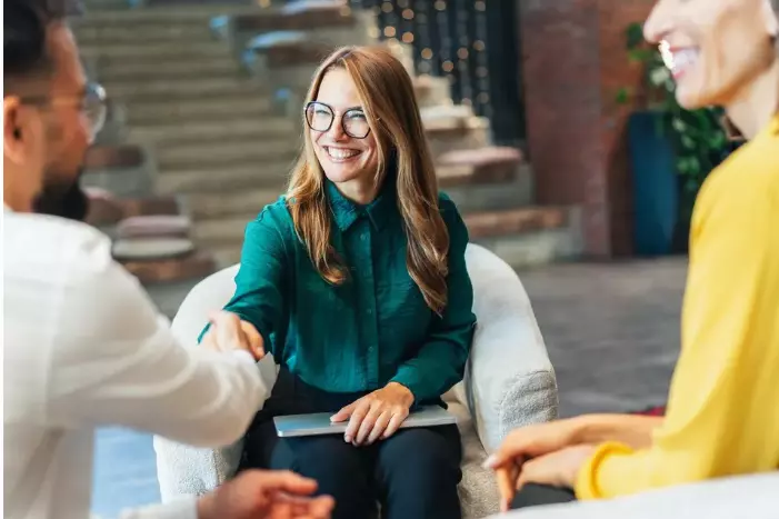 3 Small Things to Do When Starting a New Job That Make a Big Impact