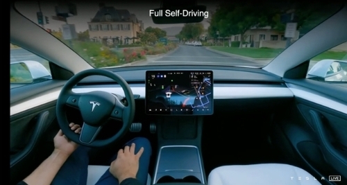Tesla To License FSD To Other OEMs, Allow Transfer Of FSD To New Cars