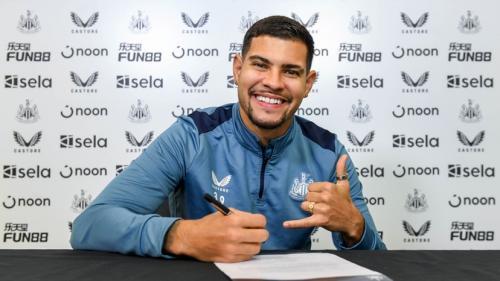 Guimaraes Signs New Contract With Newcastle