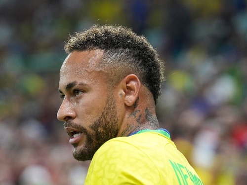Neymar To Have Surgery After Anterior Cruciate Ligament Injury