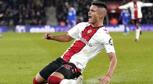 Southampton Edge Out Leicester To Move Off The Bottom
