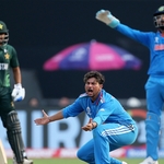 India Bowlers Restrict Careless Pakistan To Slow Score