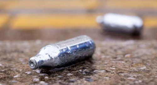 Laughing Gas Users Risk Spine Damage, Say Doctors