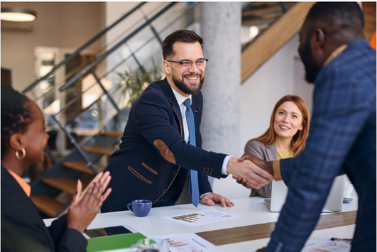 How Small Businesses Use AI and Human Skills to Win