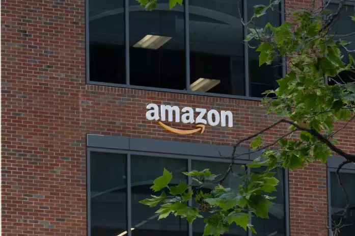 Amazon FBA at 20: What Founders Gain—and Give Up