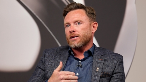Ex-England Cricketers Bell, Foster To Help Coach New Zealand