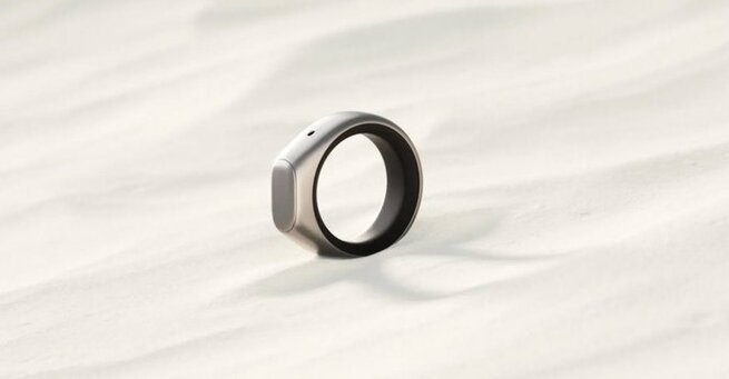 AI Smart Ring: Whisper to Record Voice Notes