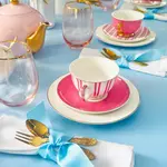 Pretty in Pink: How to Create the Perfect Tea-Time Table