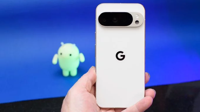 Google Pixel 11 Leak Hints at Slimmer, Bigger Camera Bar