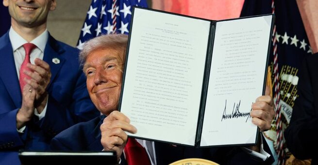 Trump’s ‘Woke AI’ Ban Sparks Nationwide Debate