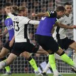 Kane Sinks Fulham To Become Spurs' Joint Record Scorer