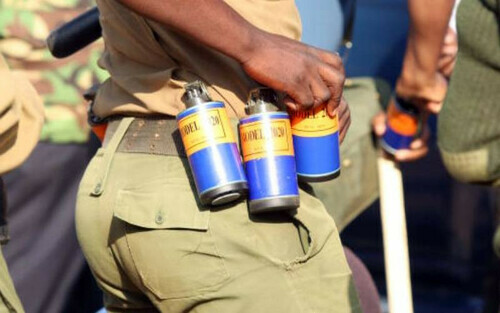Police In Kisumu Throws Teargas In Lodging At 3Am To Smoke Out 'Cheating' Girlfriend