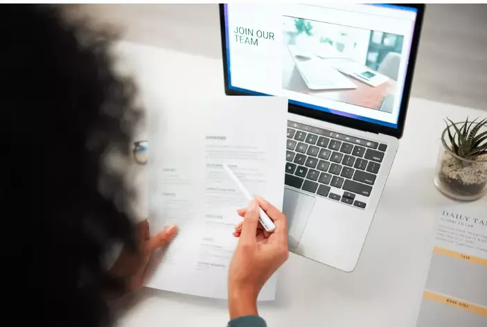 Why Your Resume Isn’t Getting Interviews: What Recruiters and Hiring Managers Really Look For