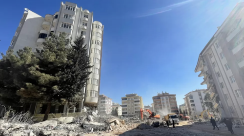The Warnings At The Luxury Apartments That Turned To Dust