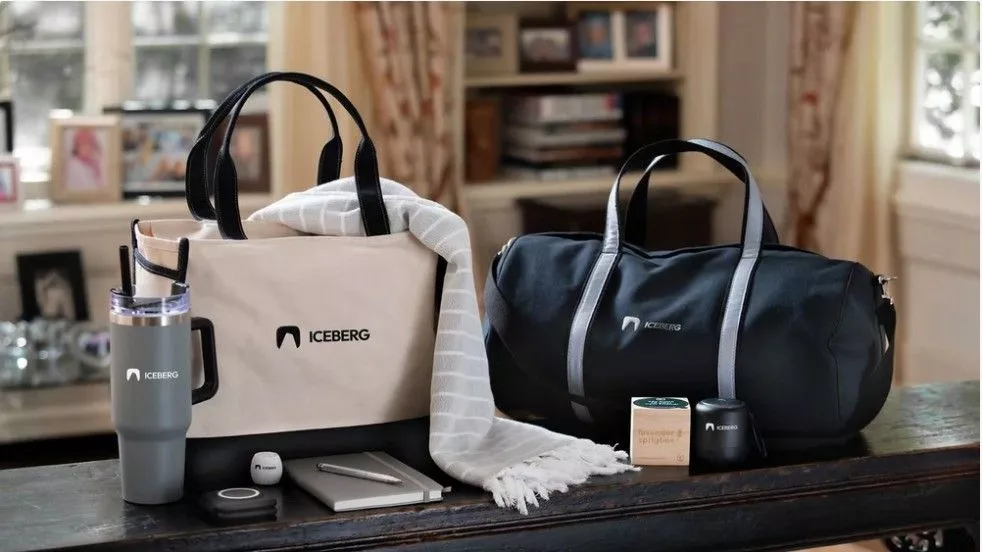 The Psychology Behind Giving Premium Corporate Gifts in Business