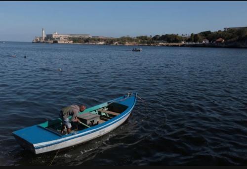 Mombasa: 3 Tanzanian Fishermen Stranded At The Ocean For 3 Days Rescued