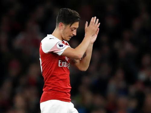 Ozil Announces Retirement From Football