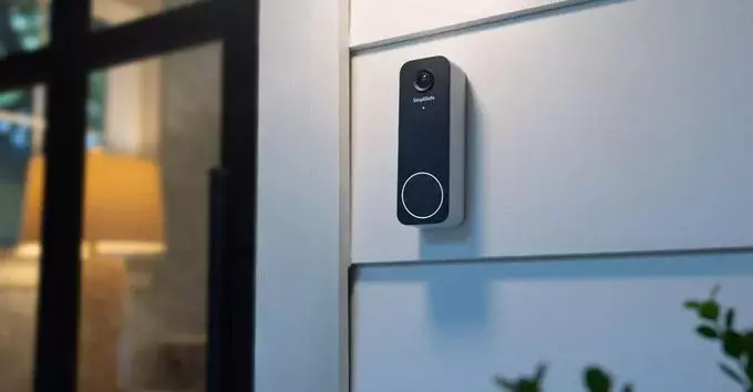 SimpliSafe Adds Active Guard Live Monitoring to Its New Video Doorbell