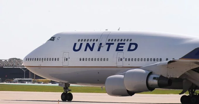 United Airlines Headphones Rule Could Get You Banned