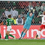 Canada Women Reach Interim Pay Deal Amid FA's Financial