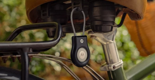 Moto Tag 2: Tracker with 500-Day Battery