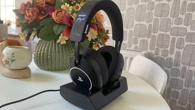 Nacon R5 Wireless Base Station: Tight, Low-Distortion Audio Review