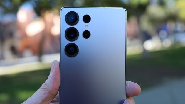 Samsung Galaxy S26 Ultra Rumors: Camera Upgrade Without Battery Boost