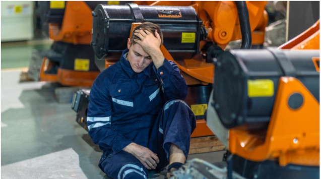 Amazon Automation: 5 Jobs Most At Risk In 2026