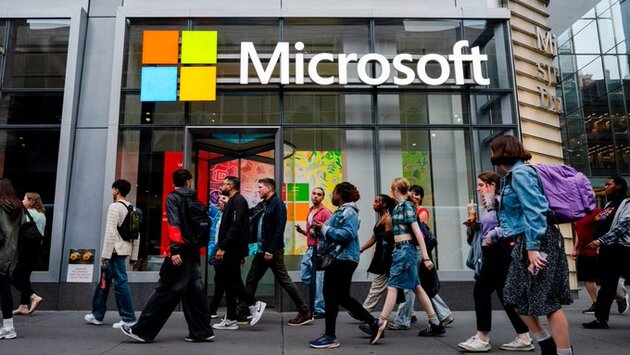 AI Job Cuts Accelerating: How to Stay Ahead in 2025