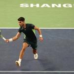 Top Seeds Alcaraz, Medvedev Make Strong Shanghai Masters Start