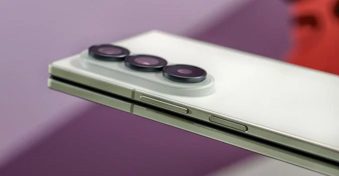 Samsung Z Fold 8 Wider Design: Why It Feels Just Right for Users