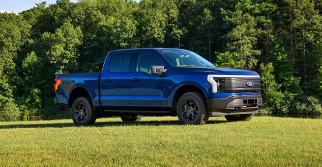 Ford F-150 Lightning STX Debuts With Rugged Features