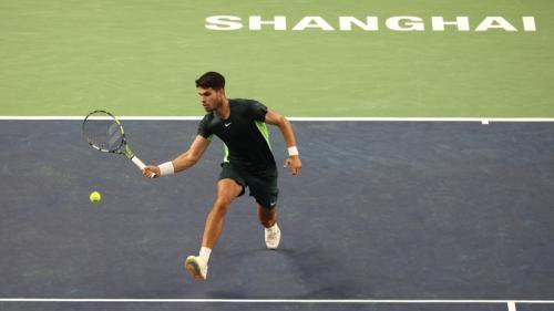 Top Seeds Alcaraz, Medvedev Make Strong Shanghai Masters Start