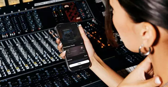 SoundCloud Artists Can Now Sell Tracks Directly on Profiles