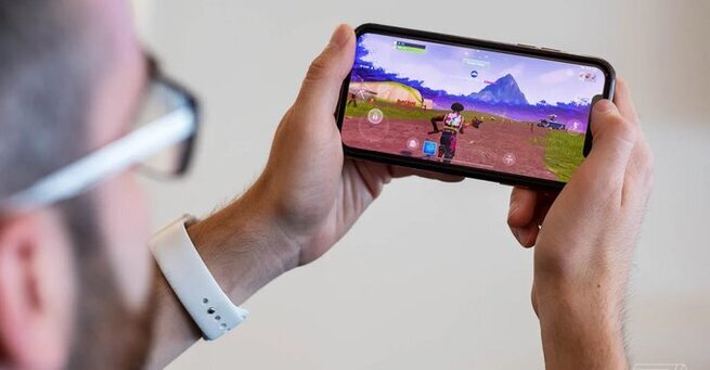 Fortnite Returns to iOS: Now Available on iPhones in the US