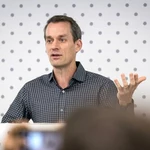 Jeff Dean Leaves Google: Top AI Researchers Launch New Startup