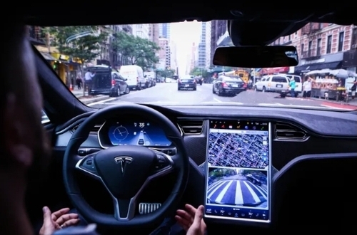 NHTSA Raises More Concerns About Tesla’s Autopilot Safety