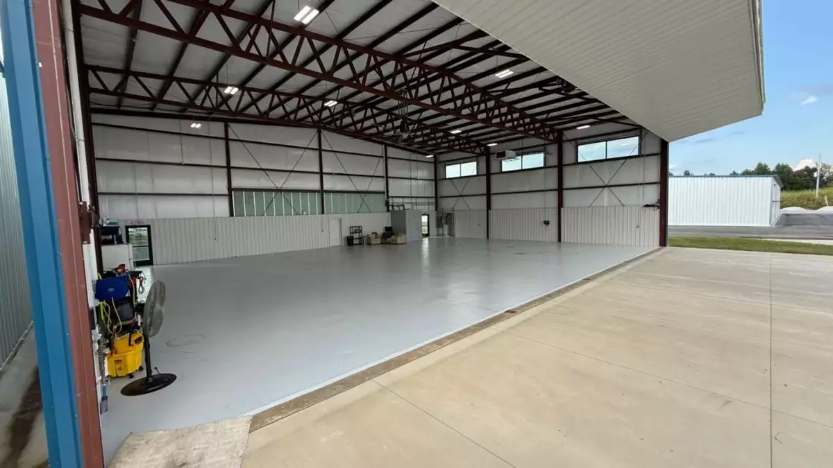 Hangar Airport Options: What Aircraft Owners Should Consider