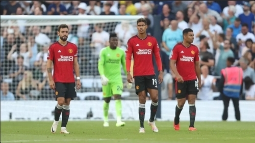 Man United Fans Worried They'll 'Do A Liverpool' And Not Win The Title For 30 Years