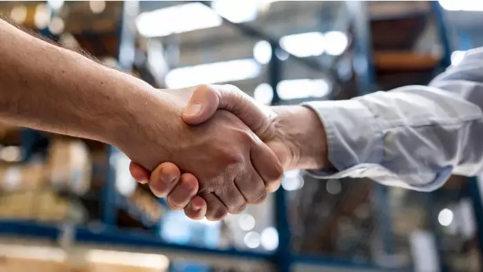 5 Ways Employees Can Help a New Manager Succeed on an Established Team