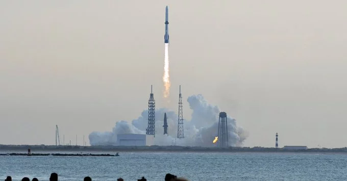 New Glenn Rocket Lands—But Mission Ends in Failure